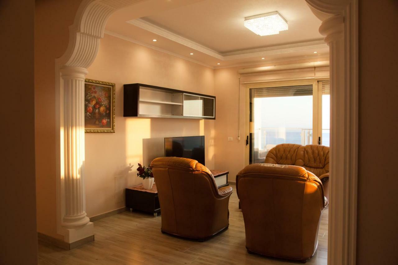Adriatic Seaview Apartment Дуррес Экстерьер фото