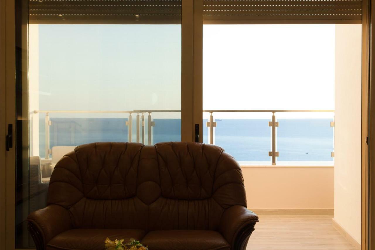 Adriatic Seaview Apartment Дуррес Экстерьер фото