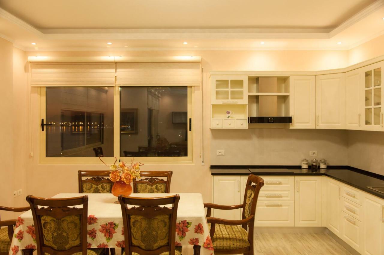 Adriatic Seaview Apartment Дуррес Экстерьер фото